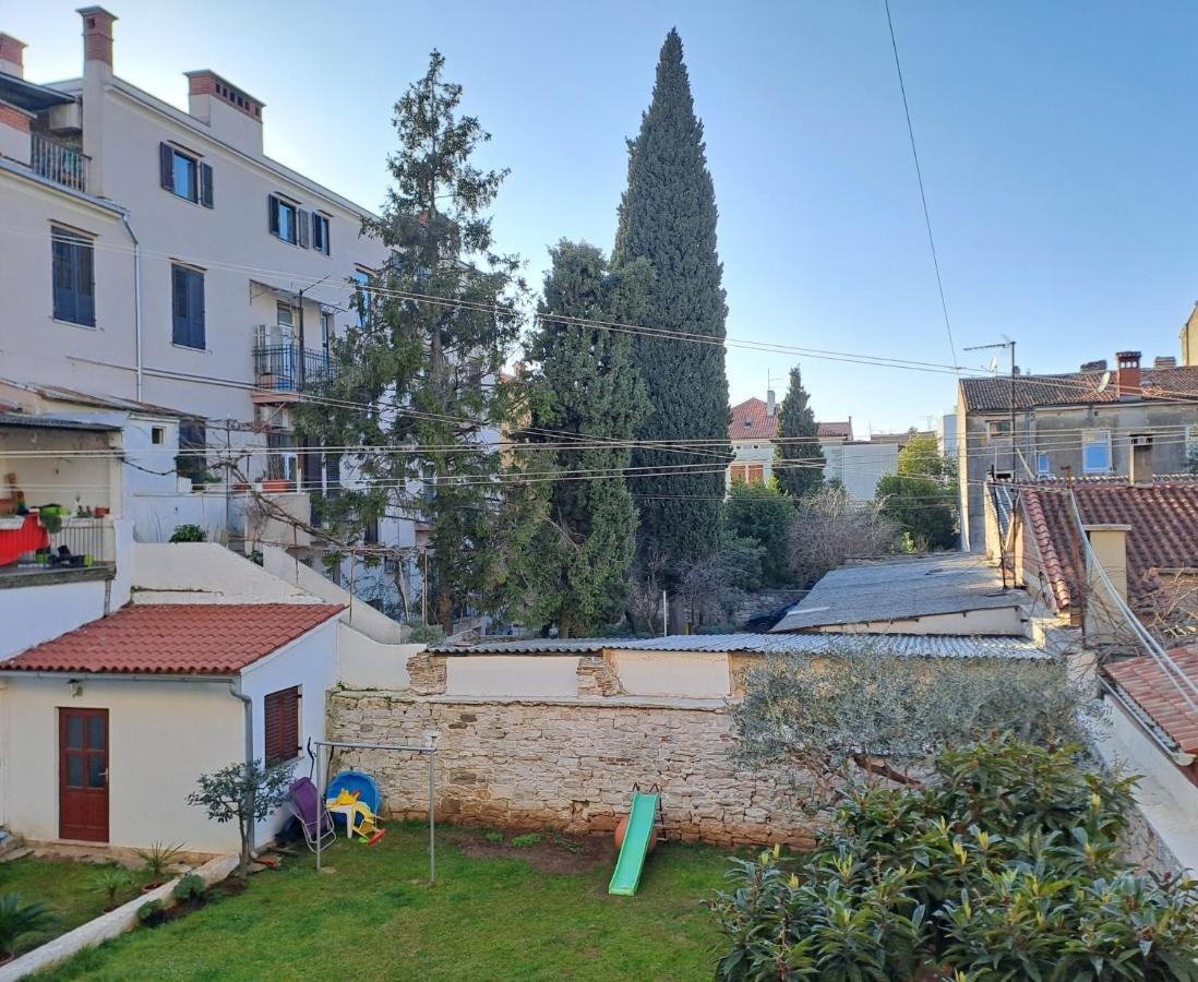 PUY Yulia Apartman מראה חיצוני תמונה