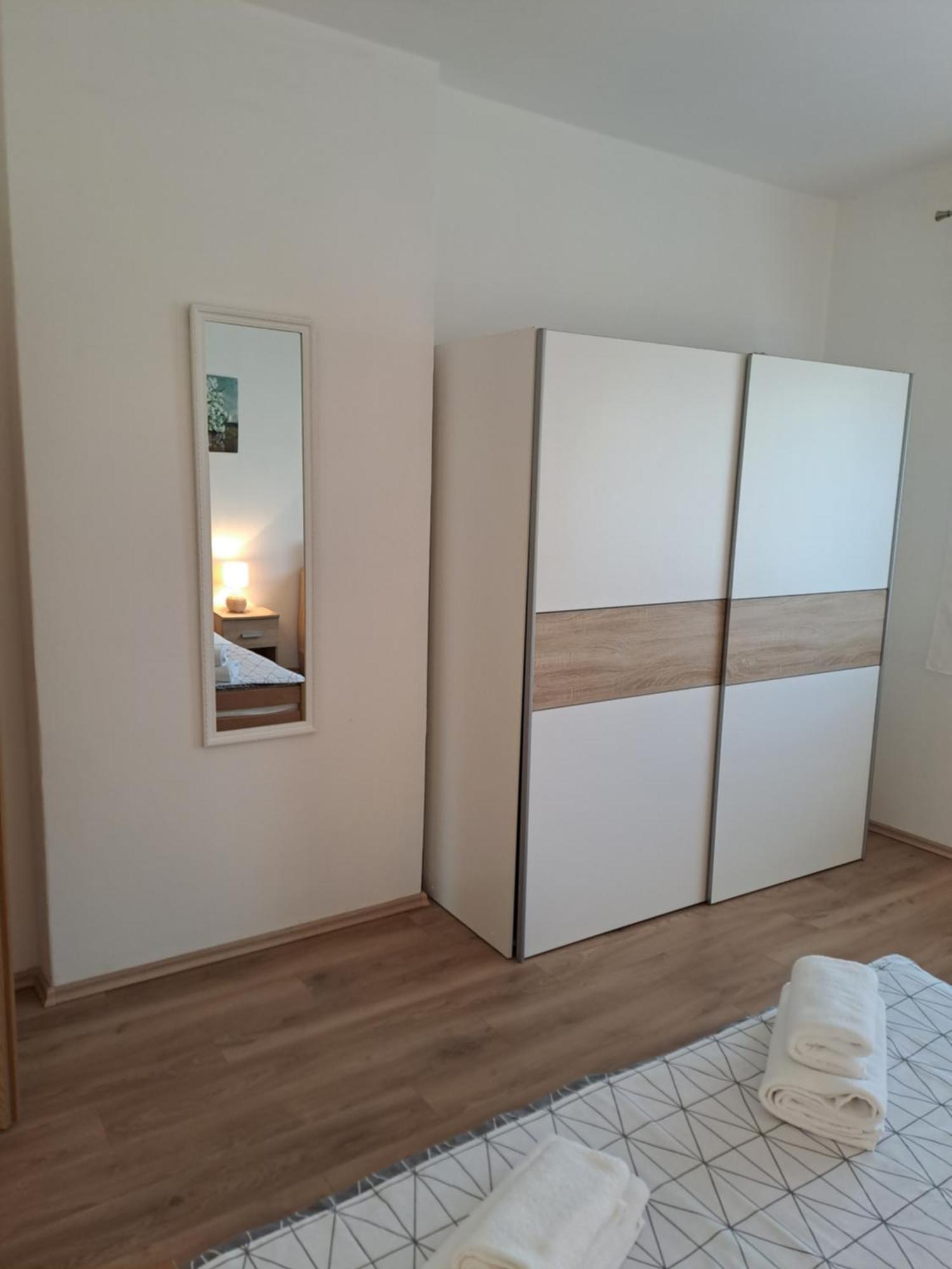 PUY Yulia Apartman מראה חיצוני תמונה
